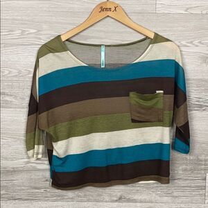 NWOT Rhapsodielle Crop Mid Sleeve Blouse